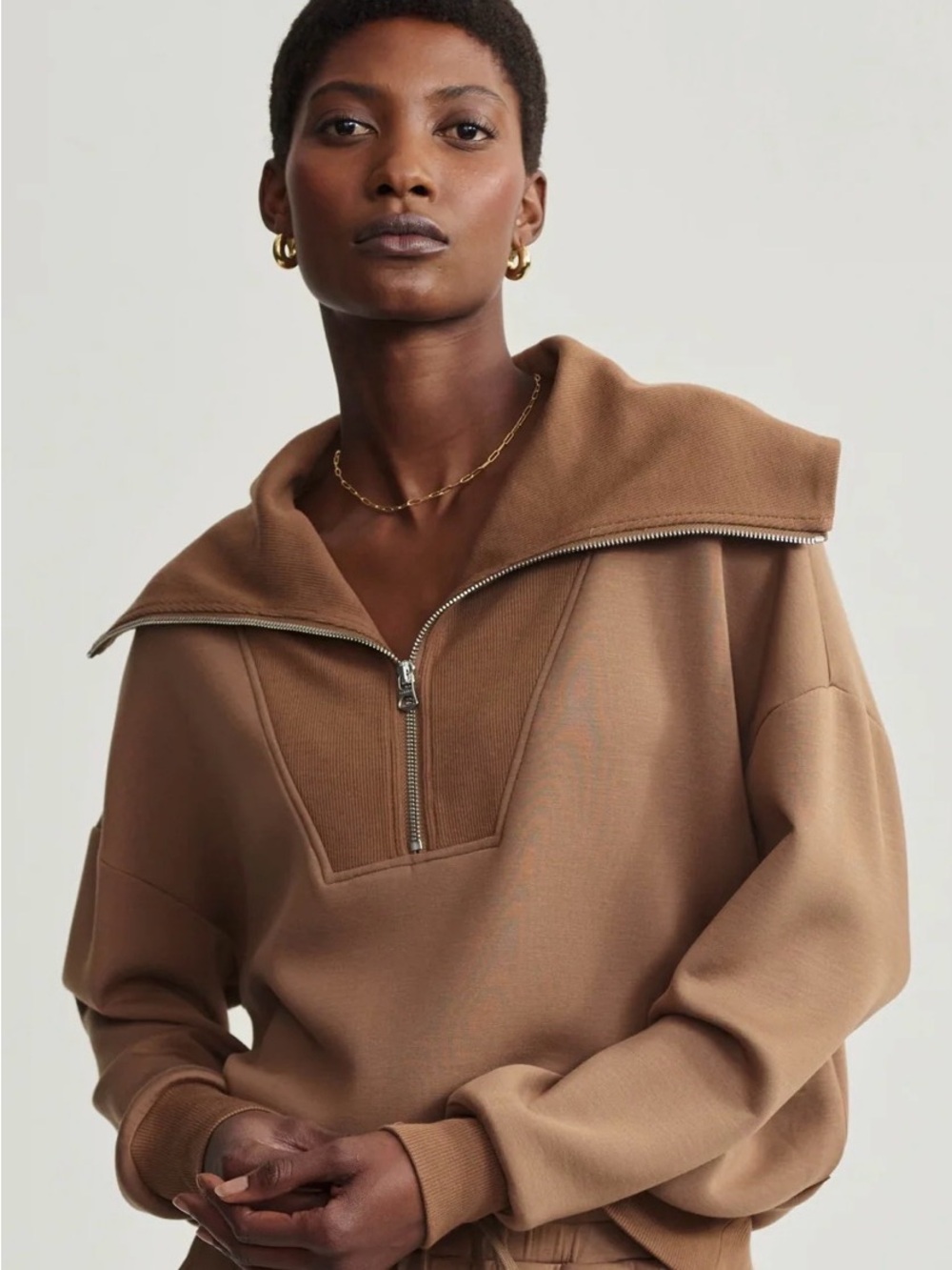 Varley like new Catherine zip up sweater size large color golden bronze